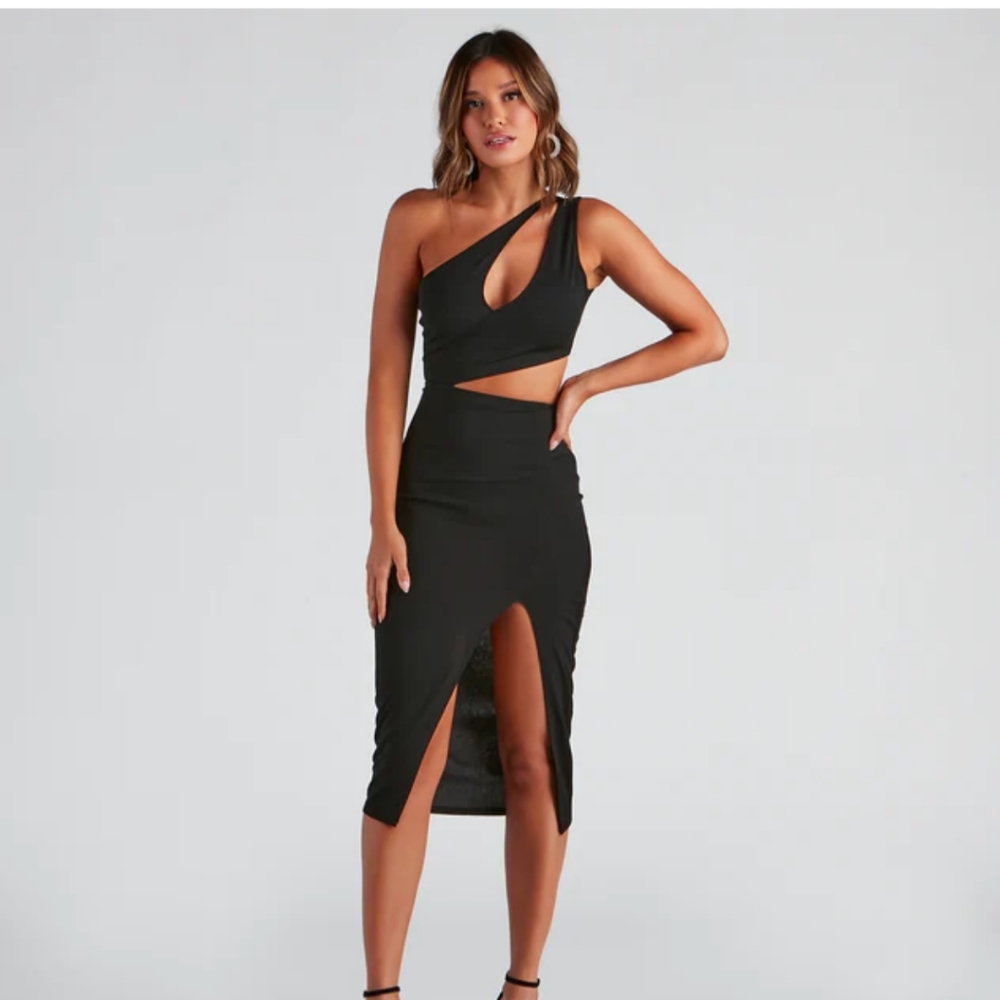 Bold vibes black dress